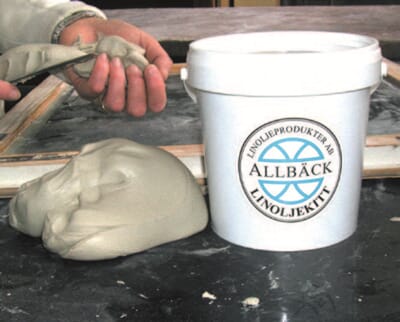 1131100 Linoljekitt.jpg